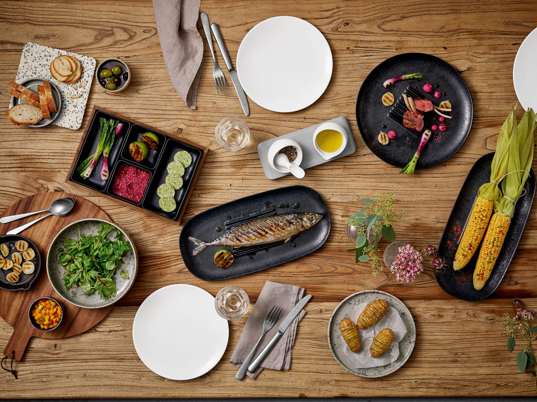 Black Oval Platter 14.1