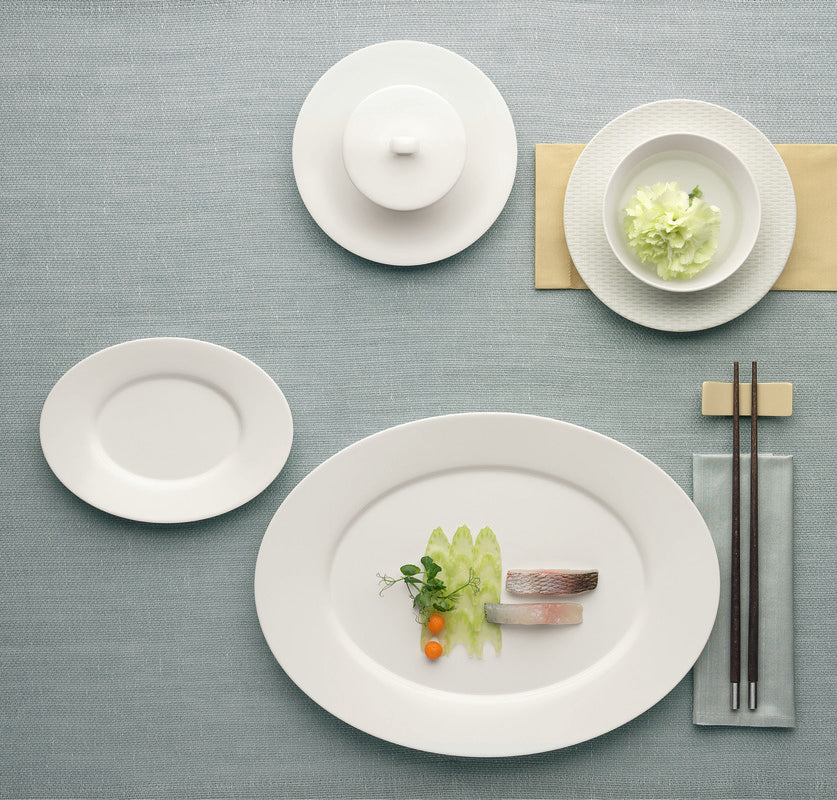 White Flat Plate with Rim 9.4