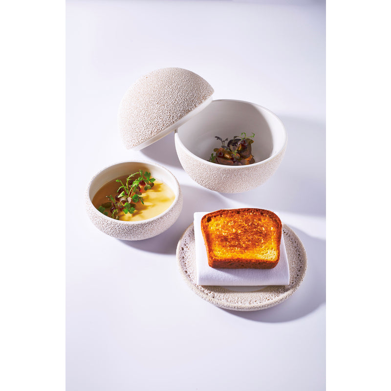 Round Vulcanic Bowl with Lid 6.2" dia. X 6.2" 30.4 oz Premium by Studio Raw